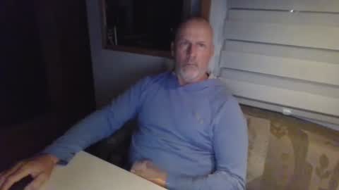 nomadfreedom online show from December 10, 11:32 am