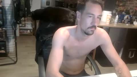 Isaac online show from October 19, 8:12 pm