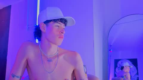 Nova Salvatore online show from March 18, 5:54 am