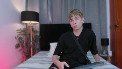 NovayBrian online show from January 7, 4:31 am