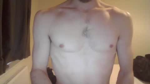nudeguy123147788 online show from March 6, 5:43 pm