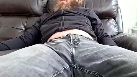 nudestud887 online show from April 18, 6:20 pm