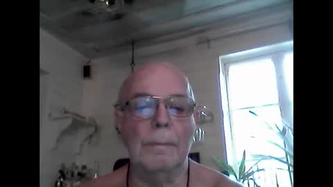 Snapshot of nudistjavist chatting on December 30, 11:48 am Haky online show from December 30, 11:48 am