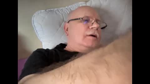 nukiss online show from January 13, 12:35 pm