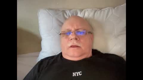 nukiss online show from January 8, 10:15 am