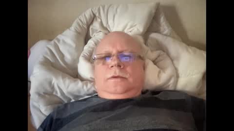 nukiss online show from October 21, 9:12 am