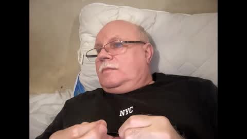 nukiss online show from January 2, 5:39 pm