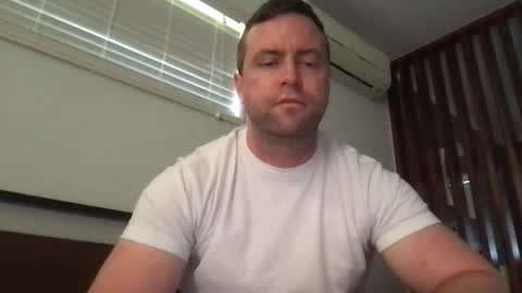 nutteddownthroat online show from November 11, 7:13 am