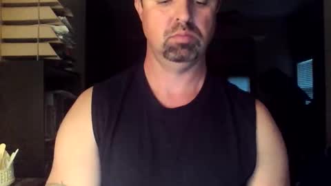 nvrenuff1979 online show from October 27, 11:45 am