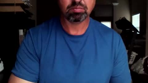 nvrenuff1979 online show from October 2, 11:36 am