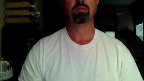 nvrenuff1979 online show from November 25, 12:18 pm