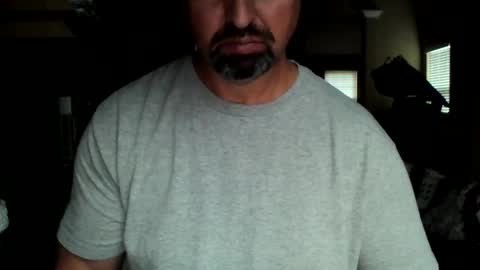 nvrenuff1979 online show from October 5, 12:31 pm