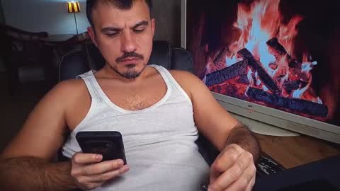 officeman7 online show from February 3, 5:03 pm