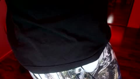 Money online show from February 5, 1:07 pm