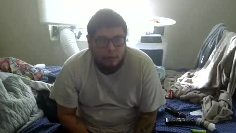 Snapshot of oflores77 chatting on October 23, 2:42 pm oscar flores online show from October 23, 2:42 pm