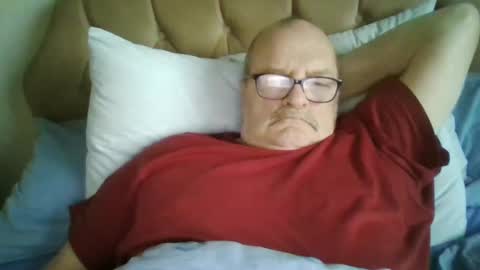 old_fkr online show from December 30, 8:32 am