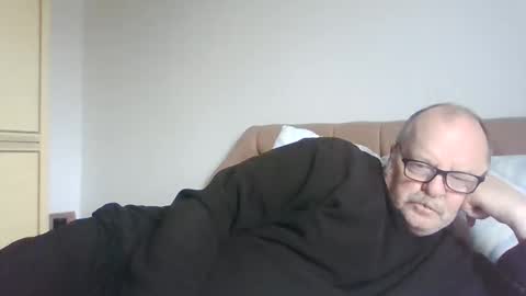 old_fkrr_ online show from February 12, 11:16 am