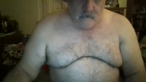 Snapshot of oldcockforyngladies chatting on February 2, 11:08 am oldcockforyngladies online show from February 2, 11:08 am