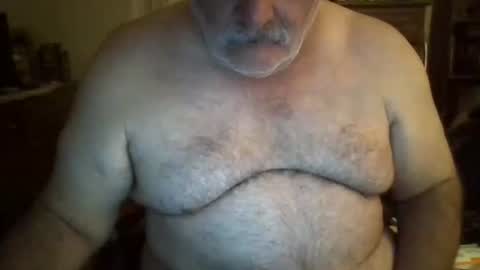 Snapshot of oldcockforyngladies chatting on October 24, 9:00 am oldcockforyngladies online show from October 24, 9:00 am