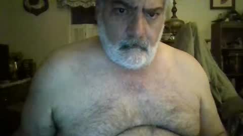 Snapshot of oldcockforyngladies chatting on December 22, 11:11 am oldcockforyngladies online show from December 22, 11:11 am