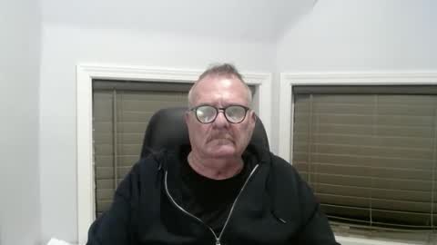 oldguybigd online show from November 23, 3:28 am