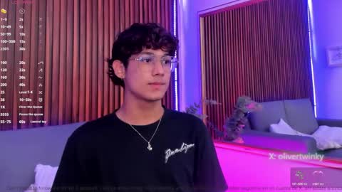 oliver20__ online show from May 3, 12:02 am