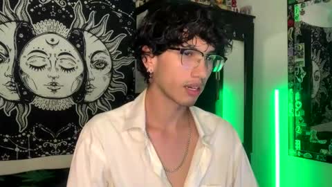 Oliver fast online show from October 13, 7:47 am