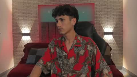 Oliver fast online show from December 6, 4:47 am