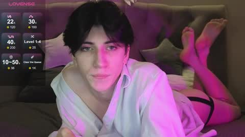 oliver online show from February 1, 8:40 pm