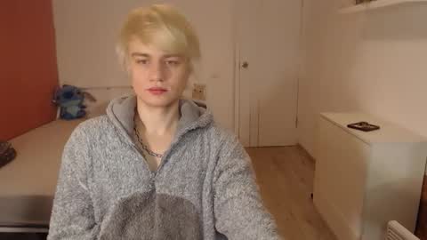 Oliver online show from December 18, 2:07 am