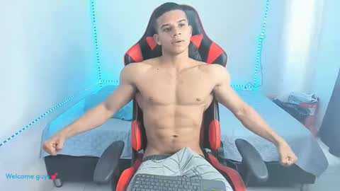 oliver thompsson online show from April 18, 8:53 pm