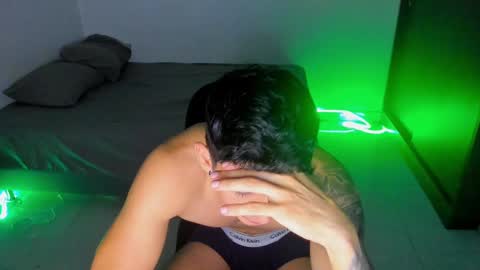 Oliver bennet online show from February 22, 12:38 am