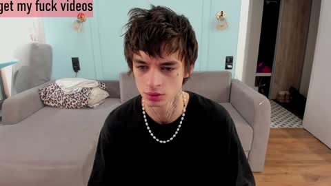 oliverrgroove online show from December 30, 7:59 am