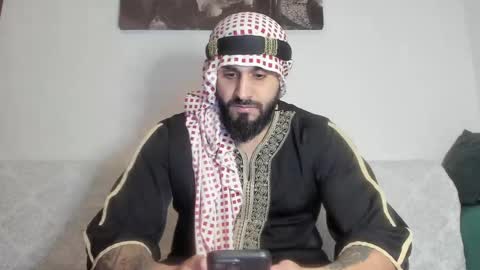 Snapshot of omar_xoxo chatting on October 24, 8:54 pm Omar online show from October 24, 8:54 pm