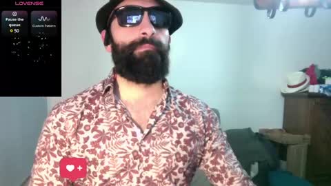 Snapshot of ona_nisme chatting on March 3, 6:50 pm ona nisme online show from March 3, 6:50 pm