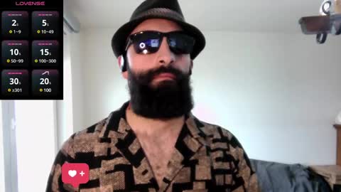Snapshot of ona_nisme chatting on February 12, 10:35 am ona nisme online show from February 12, 10:35 am