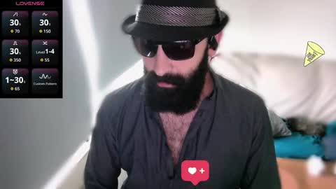 Snapshot of ona_nisme chatting on September 27, 10:02 am ona nisme online show from September 27, 10:02 am