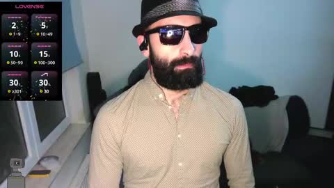 Snapshot of ona_nisme chatting on December 19, 7:07 pm ona nisme online show from December 19, 7:07 pm