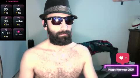 Snapshot of ona_nisme chatting on January 4, 6:19 am ona nisme online show from January 4, 6:19 am