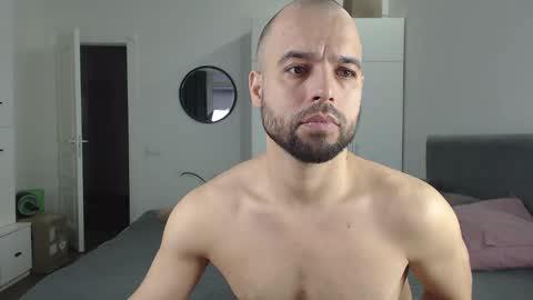 onebestlover online show from January 20, 9:03 am