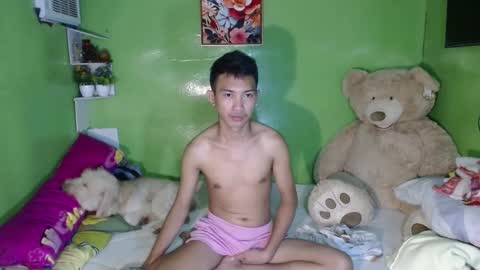 Wyn Will serve you and be your slave online show from December 19, 3:51 am