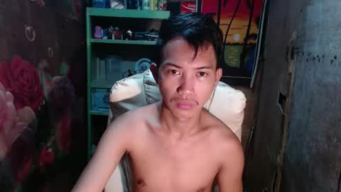 Wyn Will serve you and be your slave online show from January 8, 11:43 am