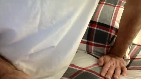 Snapshot of onehitwonder21 chatting on December 9, 3:40 am onehitwonder21 online show from December 9, 3:40 am