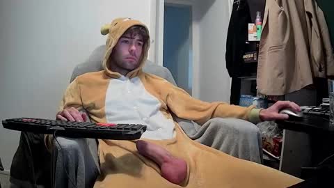onesieboyx online show from December 2, 3:15 pm