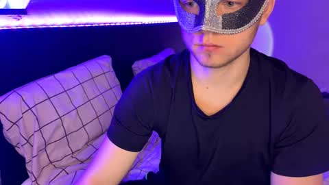 Mike online show from February 1, 7:56 pm