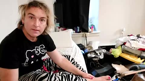 Snapshot of opalockajoe chatting on December 8, 5:11 pm TsJojo online show from December 8, 5:11 pm