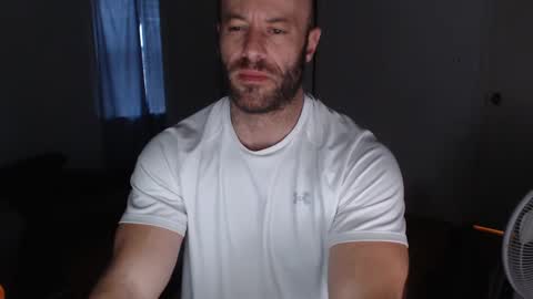 Snapshot of oregon87 chatting on January 13, 12:51 am The Oregon Lumberjack online show from January 13, 12:51 am