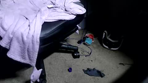 orgasmgiver9090 online show from February 22, 11:55 am