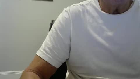 Ossi online show from November 30, 4:14 am