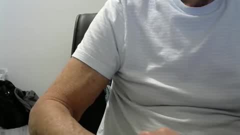 Ossi online show from March 14, 2:18 am